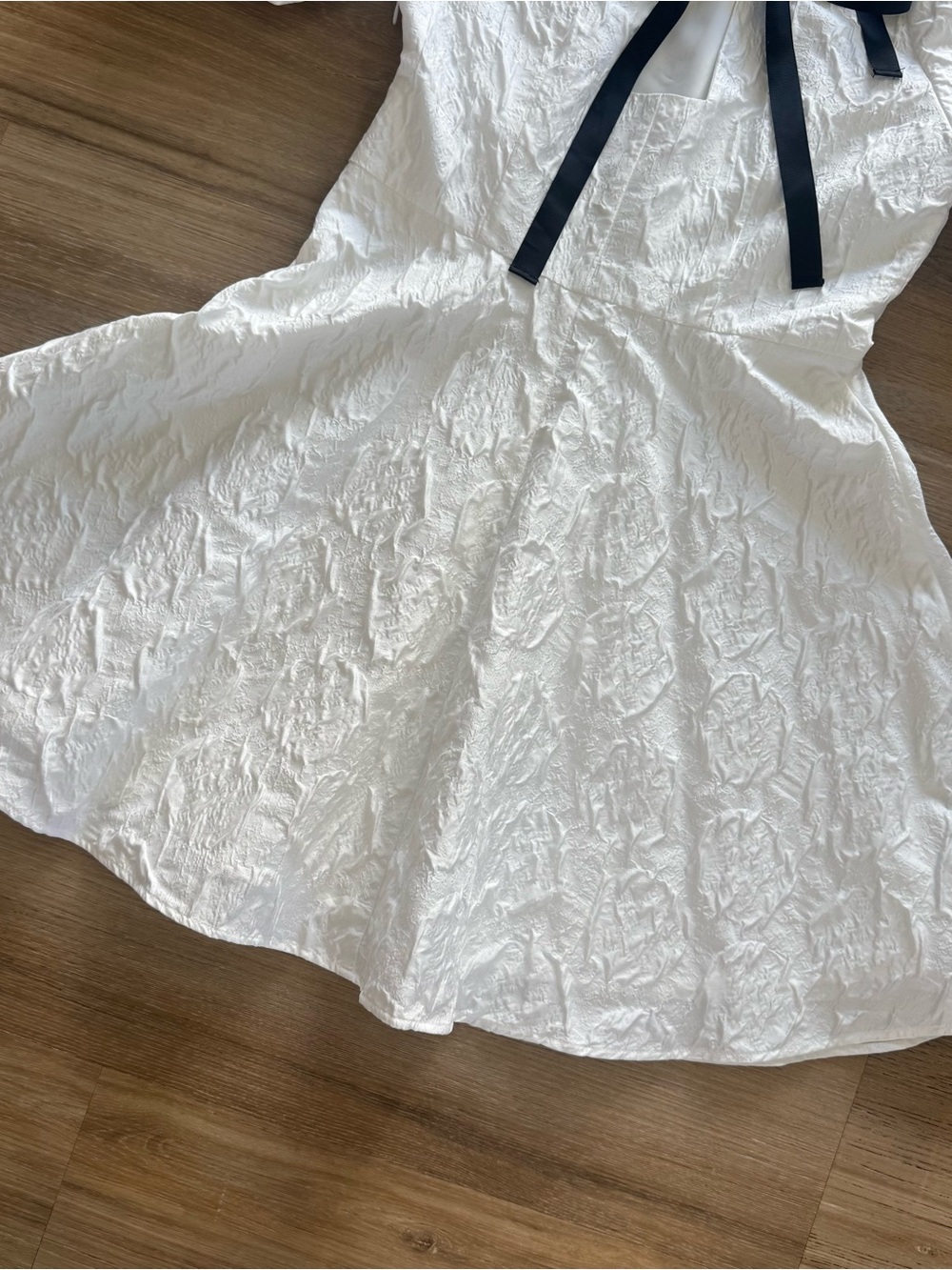 H&M JACQUARD-WEAVE TIE-BACK DRESS - Picture 8 of 9